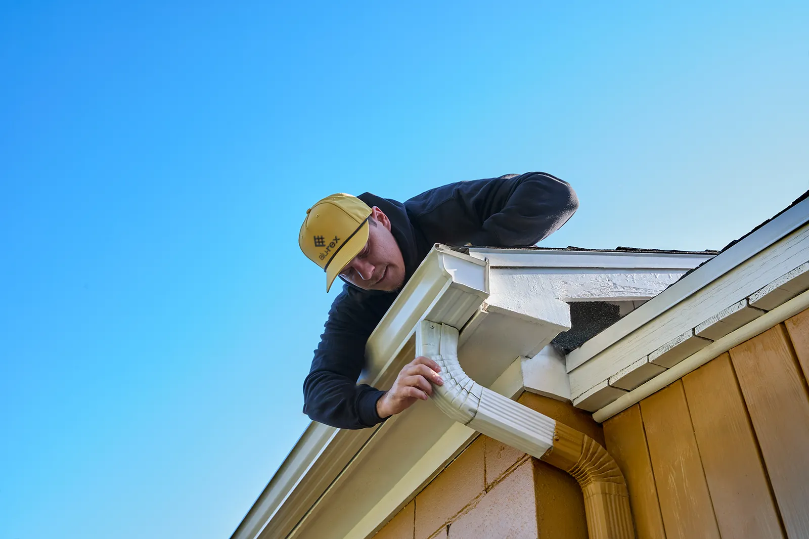T-Rex® continuous hanger detail — Hank's Gutters & Exteriors, Central Vancouver Island